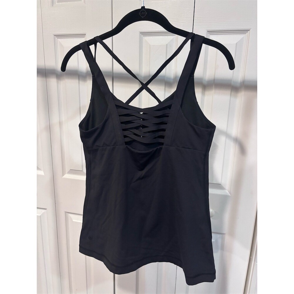Lululemon Tank Top Womens 6 Black Built-In Bra Strappy Back Athleisure